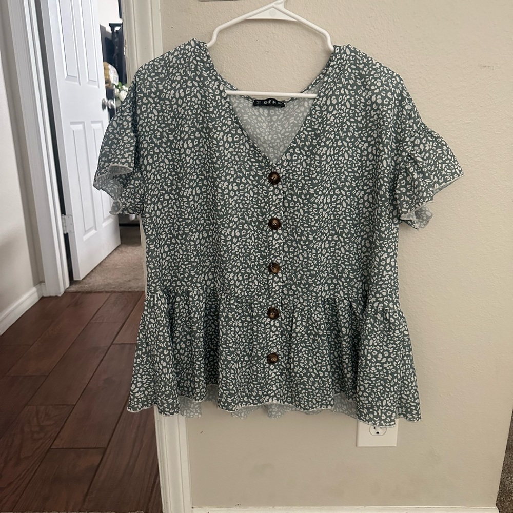 Green blouse